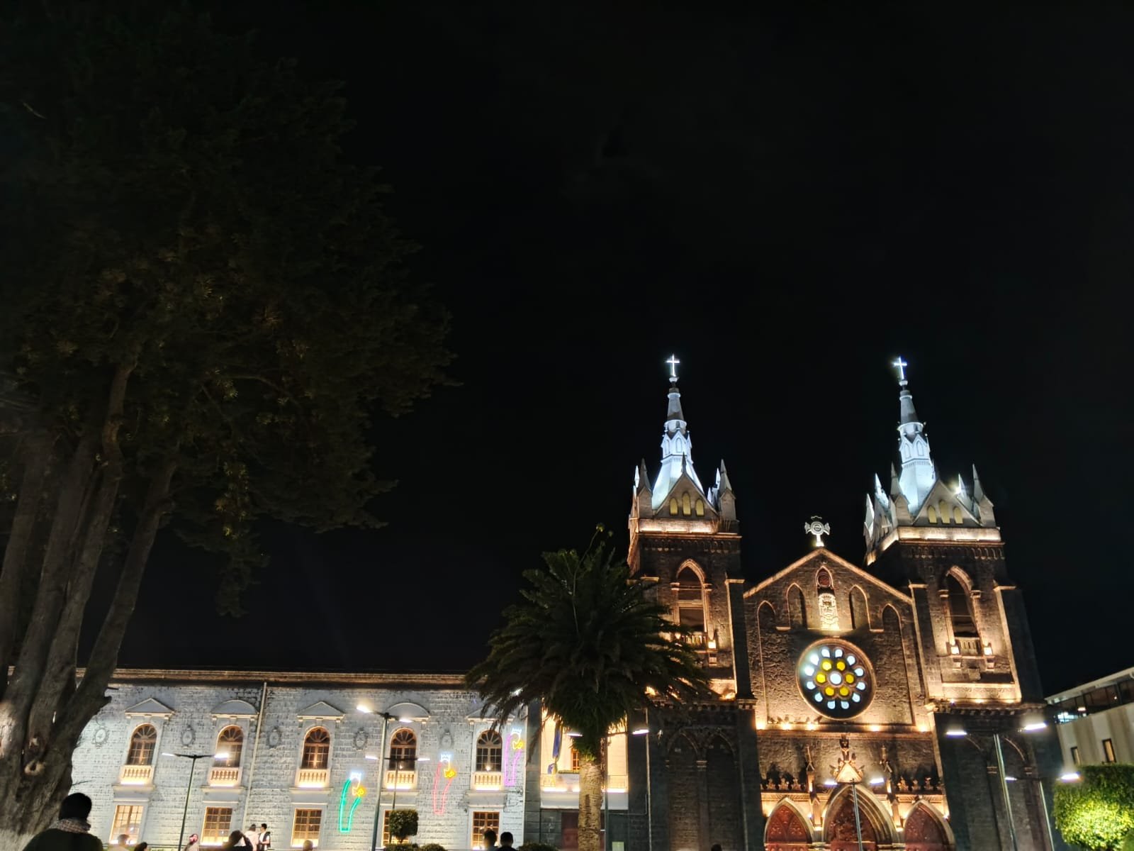 Entre cascadas y neblina de Baños de Agua Santa
